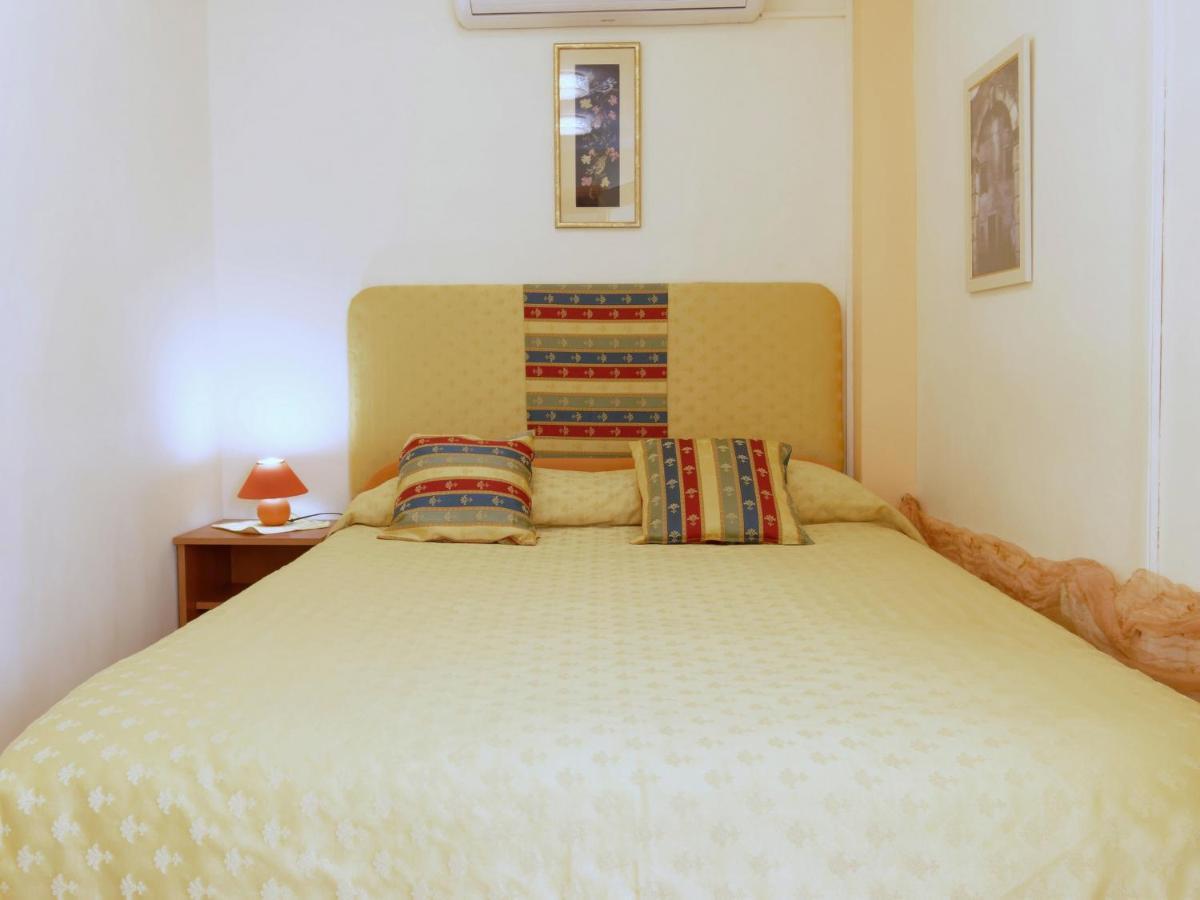 Holiday Home Nevena By Rent Istria บูเย ภายนอก รูปภาพ