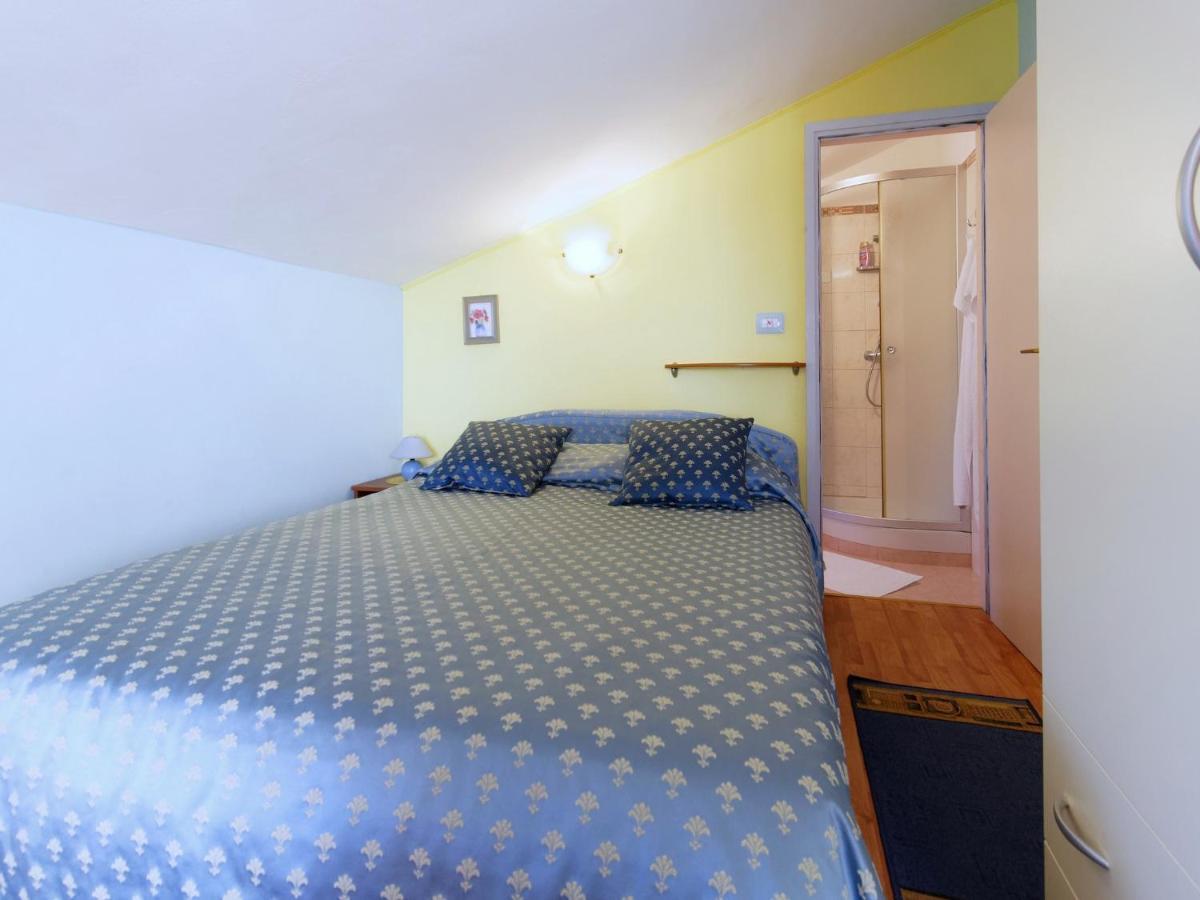 Holiday Home Nevena By Rent Istria บูเย ภายนอก รูปภาพ